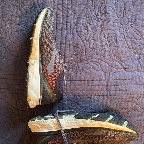 Brooks Ghost 11 Athletic Shoes in Black and Red Men’s Size 9 GUC - Picture 8 of 10